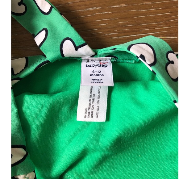 Baby Gap swimsuit size: 6-12 months - Picture 3 of 3